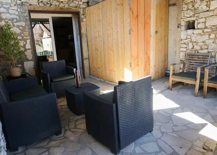 Maison De Village Perigourdin
